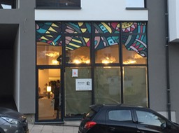 Earth Fashion Store 1